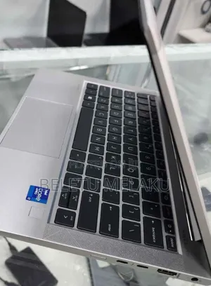 New Laptop HP EliteBook 840 G8 16GB Intel Core I7 SSD 512GB