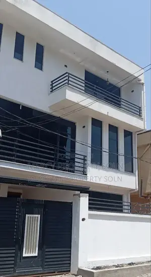 6bdrm House in Bole for sale