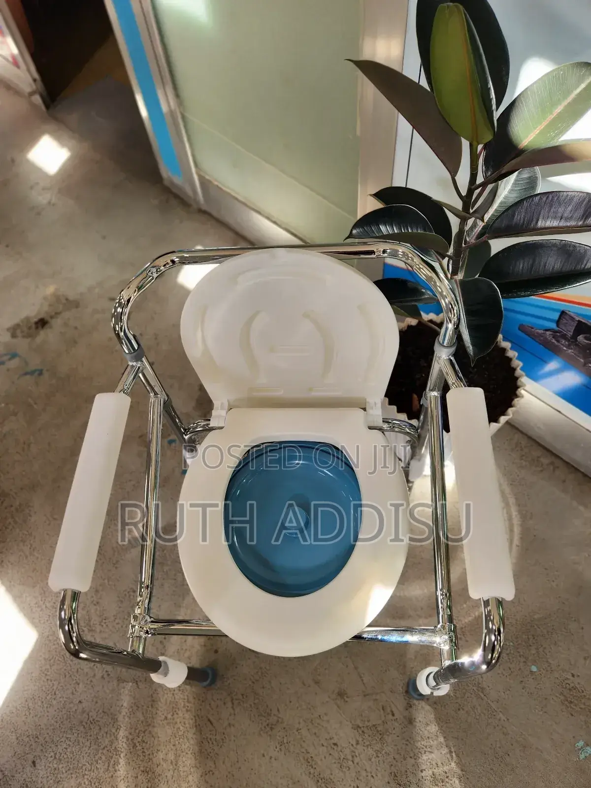 Commode Chair榮耀commode Chair骨髓commode Chair哭泣commod3 Chair