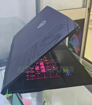 New Laptop MSI Pulse GL66 16GB Intel Core I9 SSD 1T