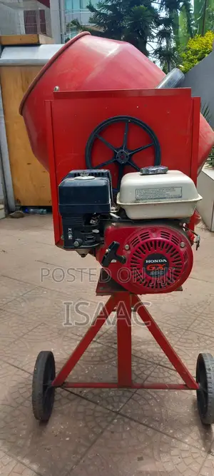 Photo - Honda Concrete Mixer