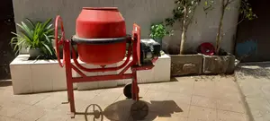 Photo - Honda Gx200 Concrete Mixer