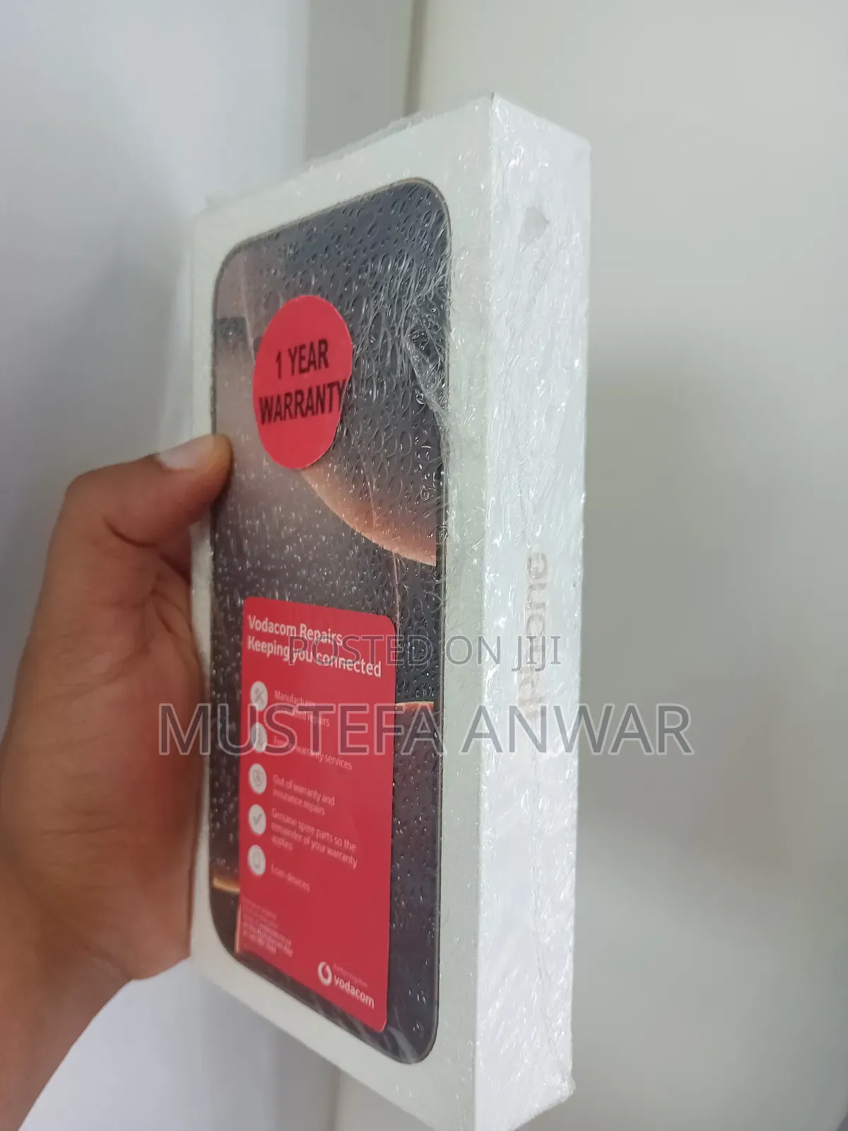 New Apple iPhone 16 Pro Max 256 GB Gold