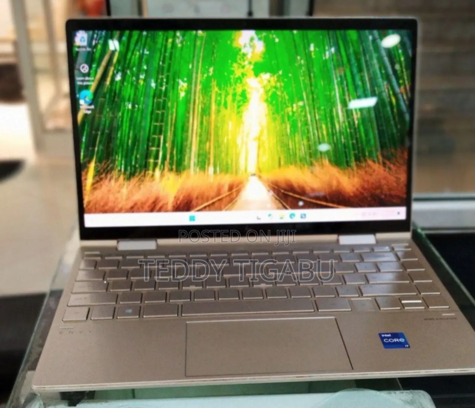 New Laptop HP Envy X360 8GB Intel Core I7 SSD 1T
