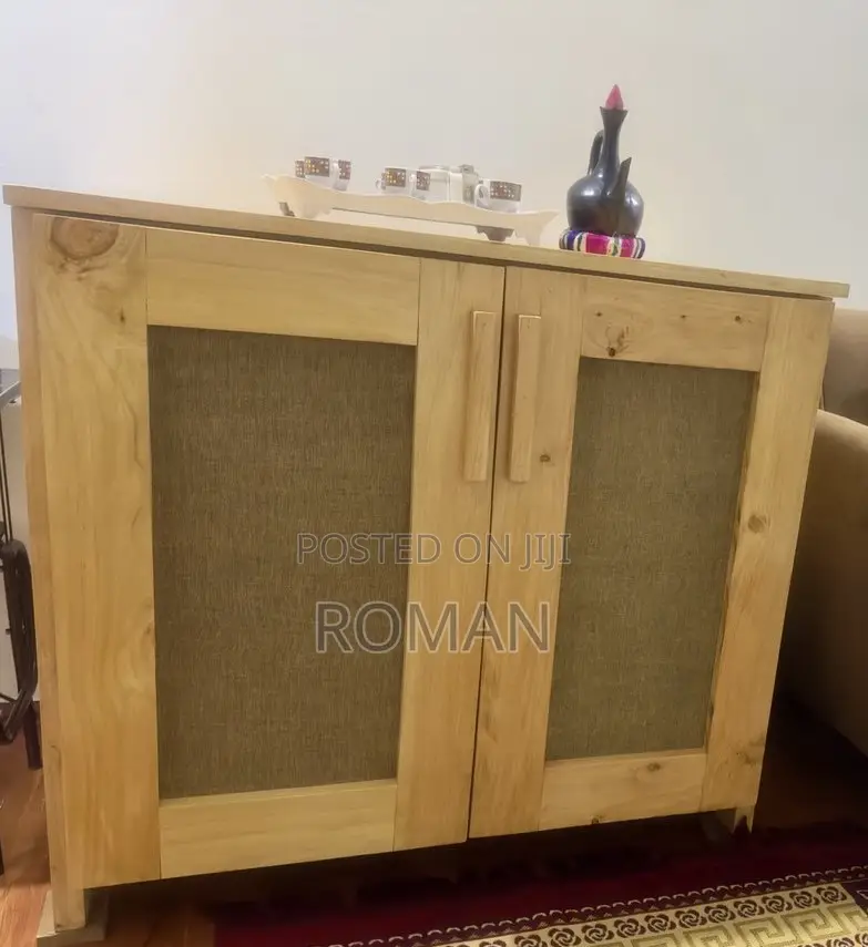 Aesthetic Wooden Kitchen Cabinets