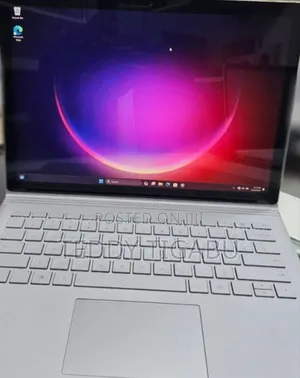 New Laptop Microsoft Surface Book 3 16GB Intel Core I7 SSD 256GB