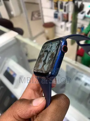 Photo - Apple Watch Series 6