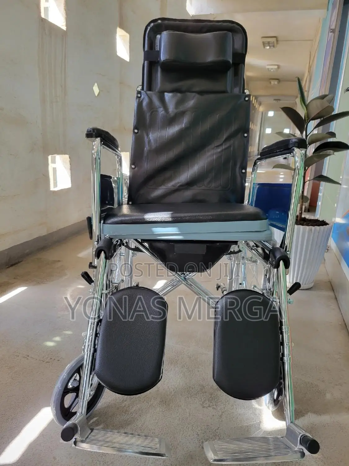 Easy Access Toileting Wheelchair||Hygiene Cleaning Wilcher