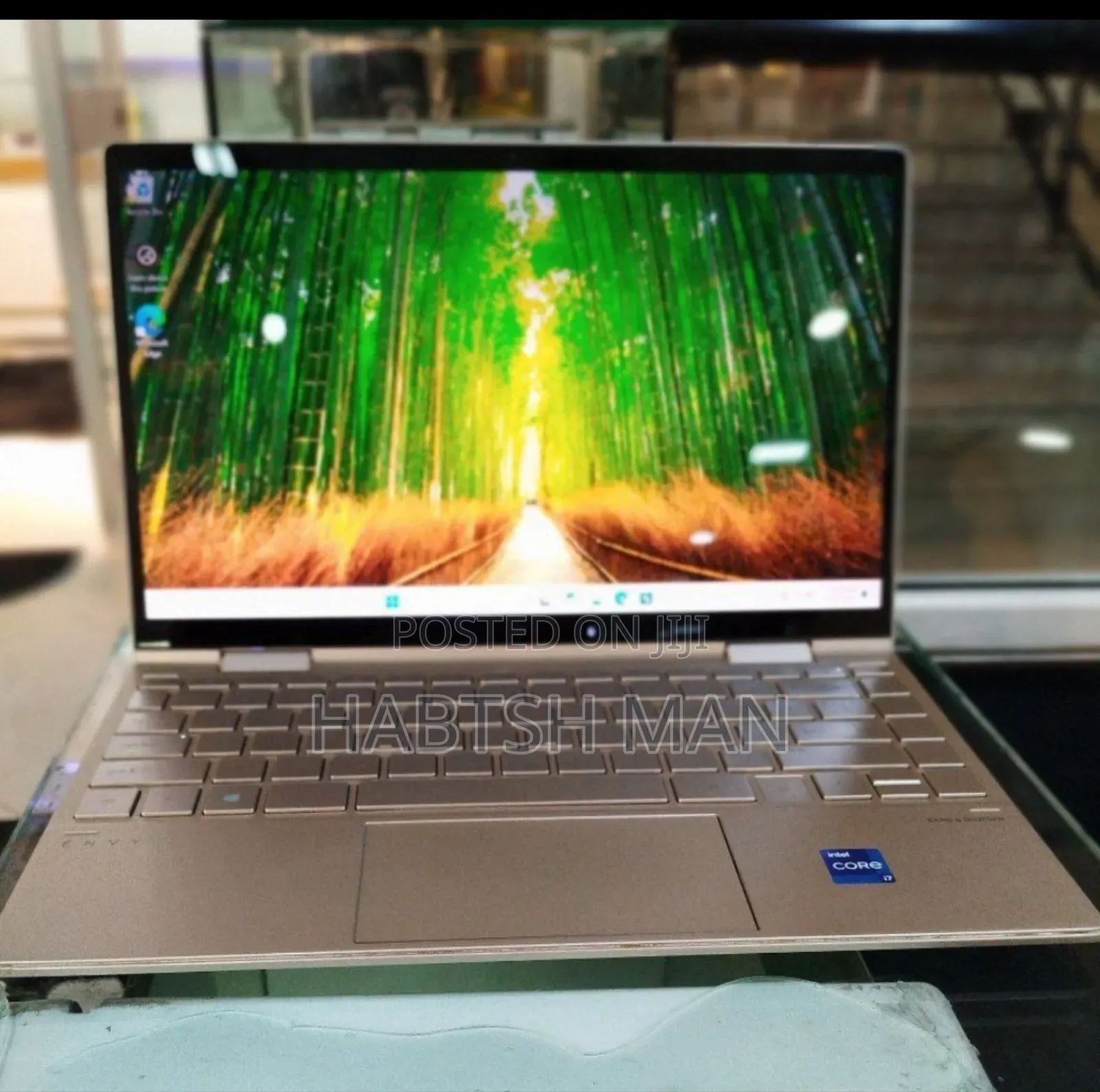 New Laptop HP Envy X360 8GB Intel Core I7 SSD 1T