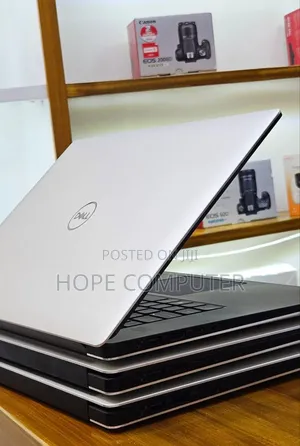 New Laptop Dell XPS 15 16GB Intel Core I7 SSD 512GB
