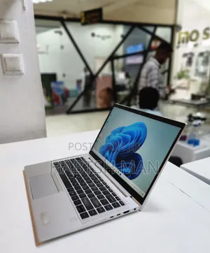 New Laptop HP EliteBook 840 G8 16GB Intel Core I5 SSD 512GB