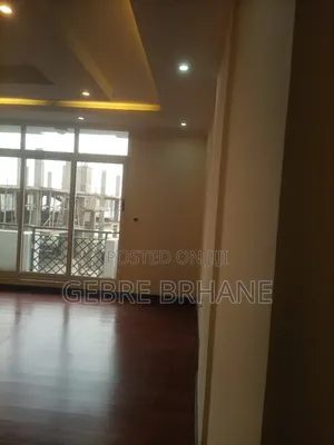3bdrm Apartment in Apartment, Yeka for rent