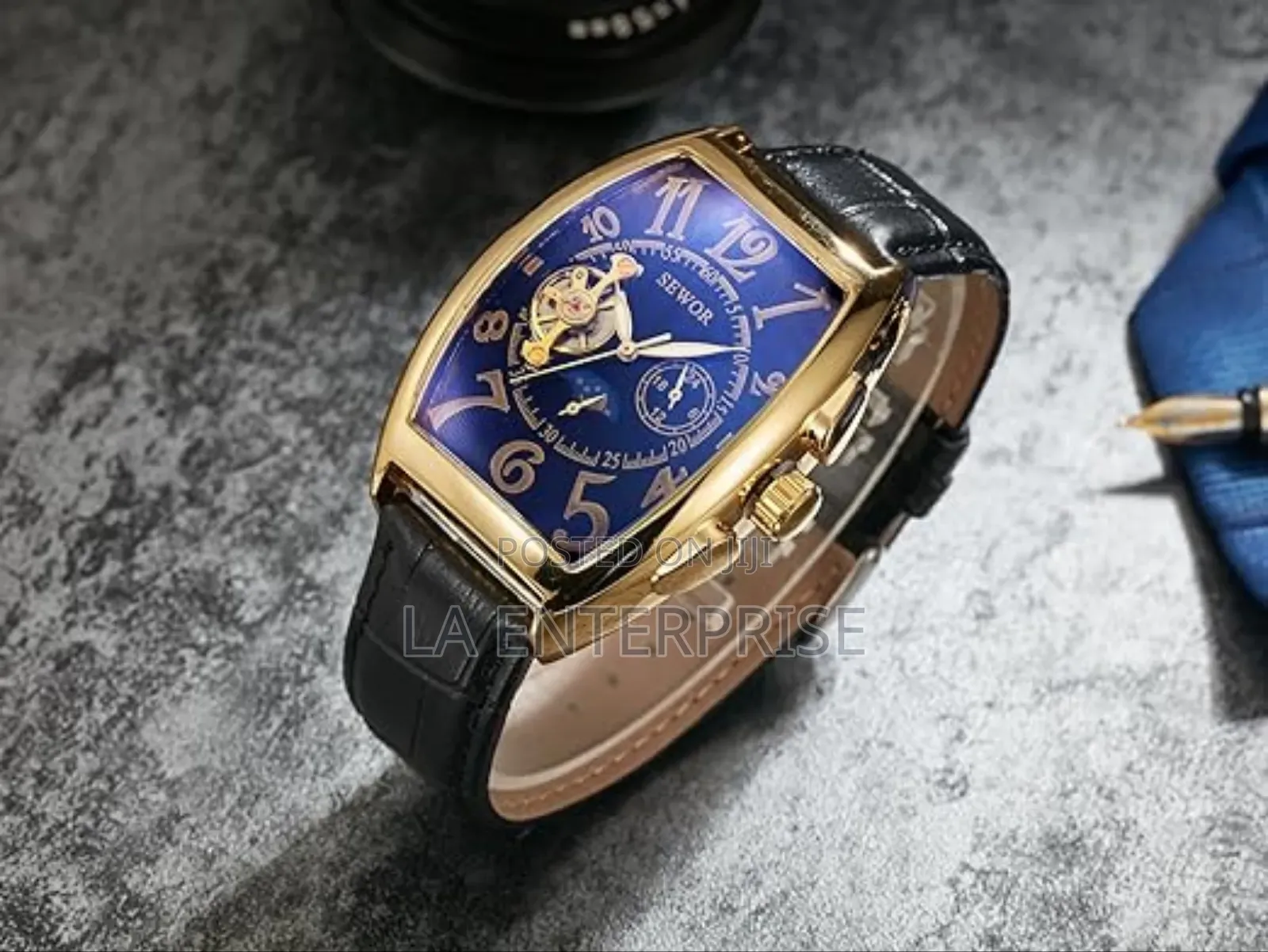 Sewor Leather Watch