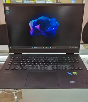 New Laptop HP Omen 17 32GB Intel Core I7 SSD 2T