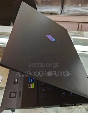 New Laptop HP Omen 17 32GB Intel Core I7 SSD 2T