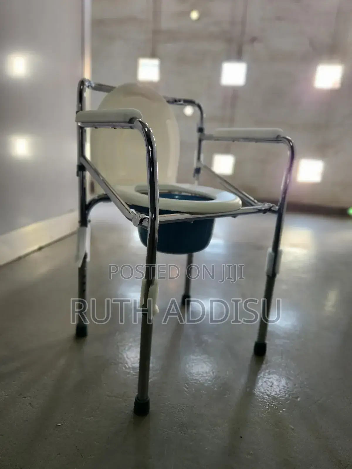 Toilet Chair嚴查commod3 Chair煢半bathroom Chair鑽孔commode Chair