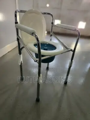 Photo - Toilet Chair劭暗commode Chair頌揚poty Chair鈆恚commode Chair