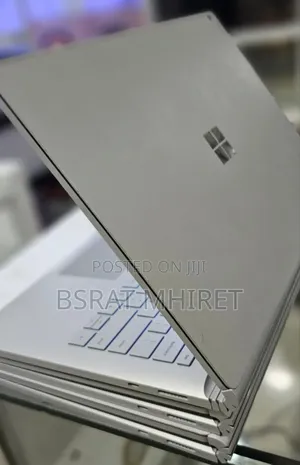 New Laptop Microsoft Surface Book 3 16GB Intel Core I7 SSD 256GB