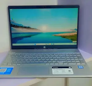 New Laptop HP Pavilion 15 8GB Intel Core I7 SSD 256GB