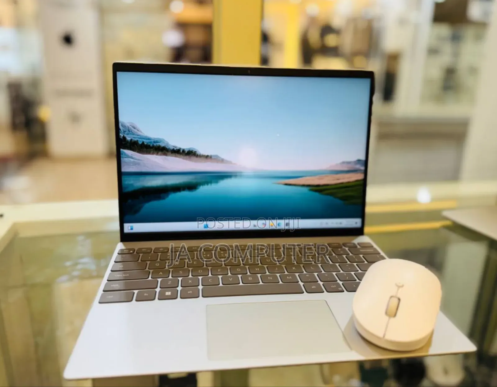 New Laptop Dell Inspiron 15 16GB Intel Core I5 SSD 512GB