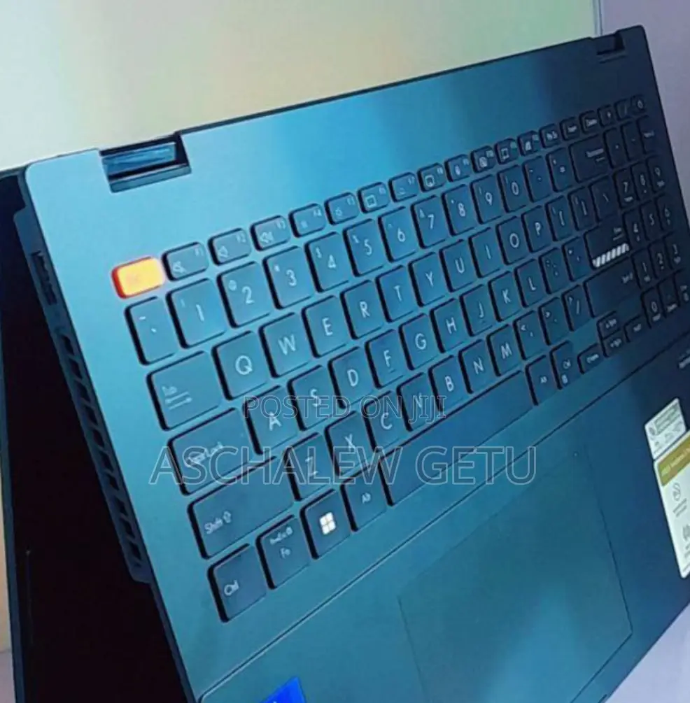 New Laptop Asus VivoBook 15 X505BA 16GB Intel Core I5 SSD 512GB