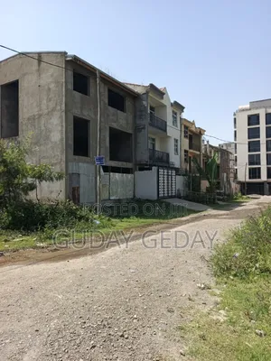 Photo - 5bdrm Block of Flats in Akaky Kaliti for sale