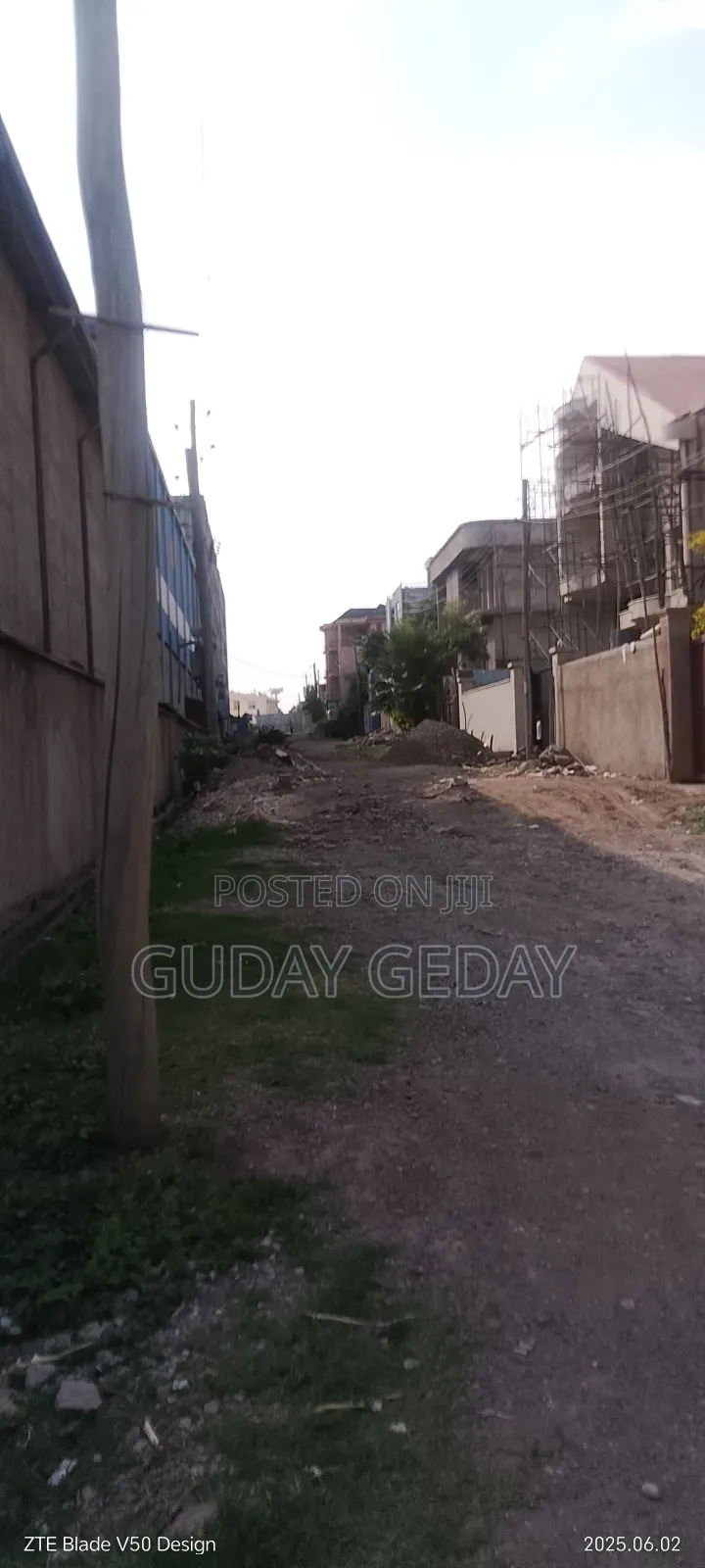 5bdrm Block of Flats in Akaky Kaliti for sale