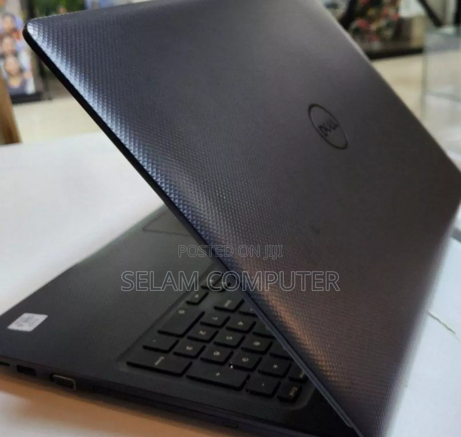 New Laptop Dell Vostro 1014 8GB Intel Core I5 SSD 1T