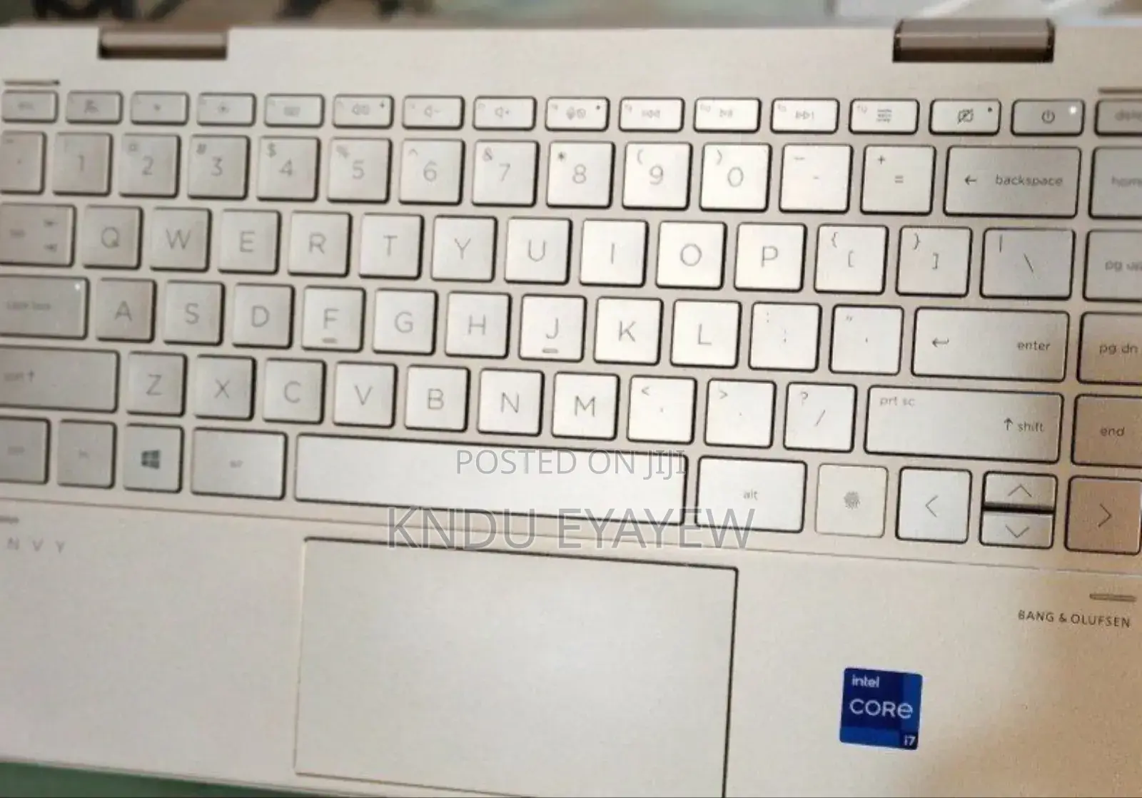 New Laptop HP Envy X360 8GB Intel Core I7 SSD 1T