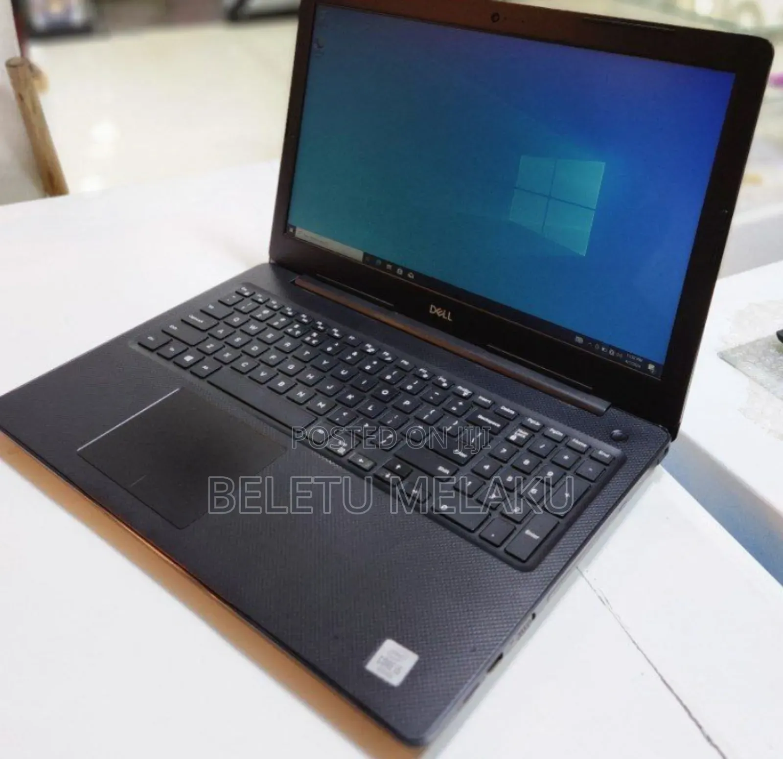 New Laptop Dell 8GB Intel Core I5 SSD 1T