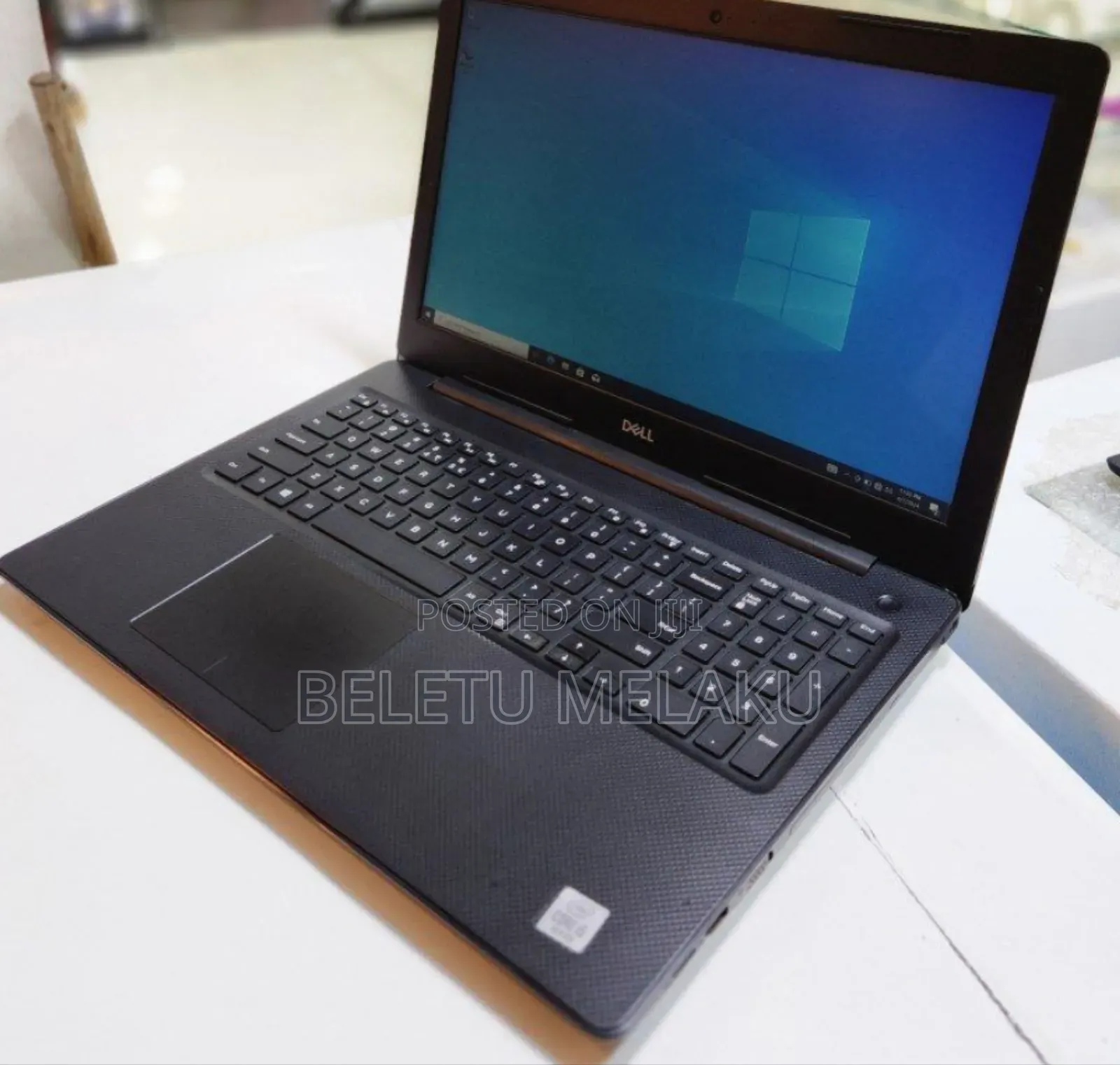 New Laptop Dell 8GB Intel Core I5 SSD 1T