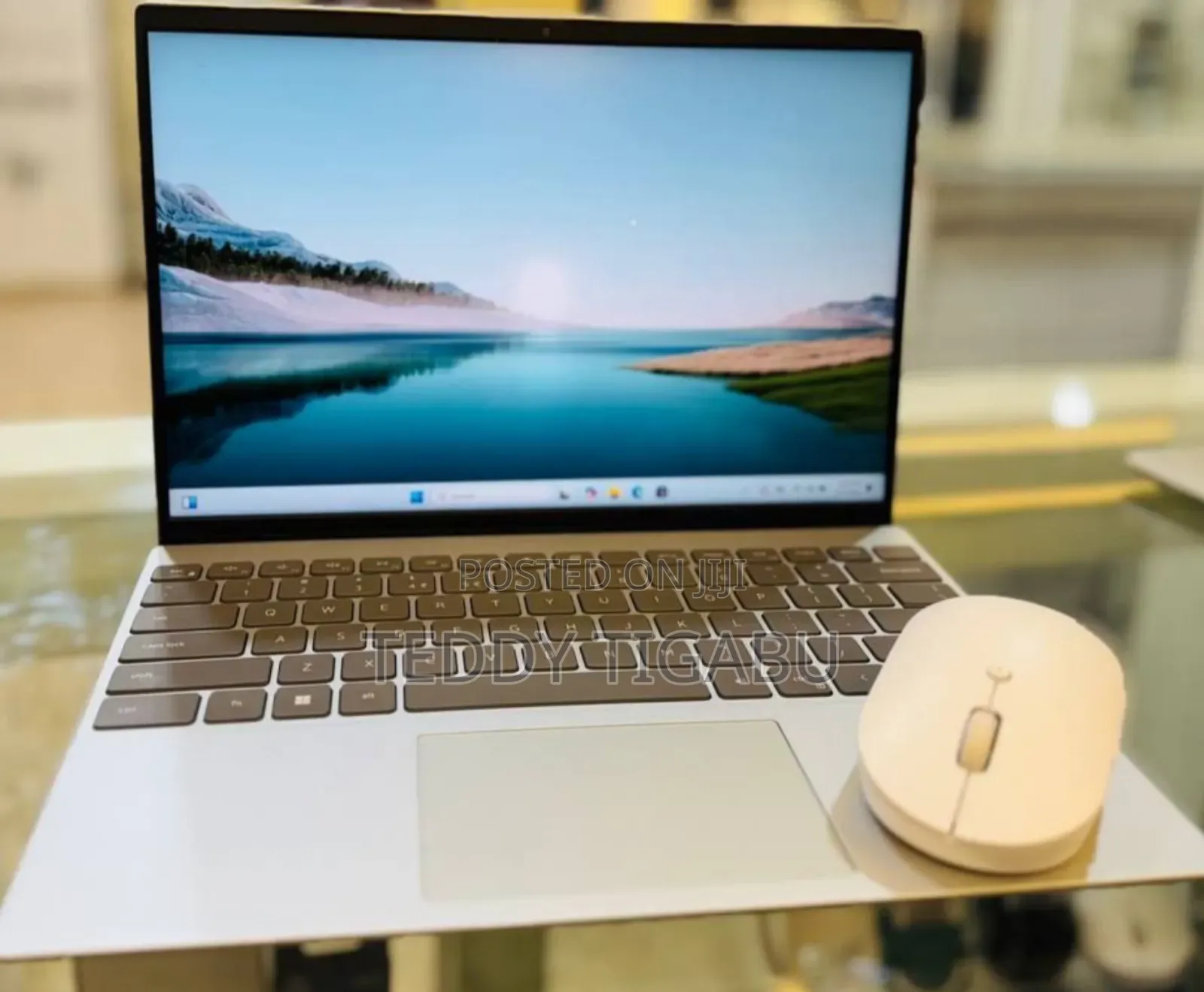 New Laptop Dell 16GB Intel Core I5 SSD 512GB