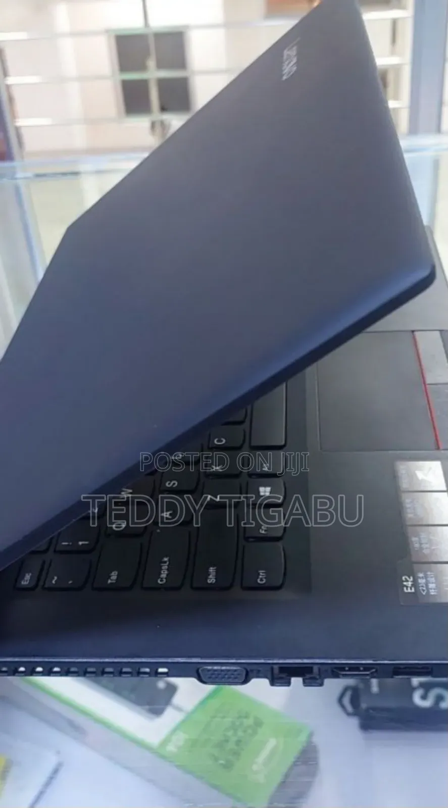 New Laptop Lenovo ThinkPad Yoga 8GB Intel Core I7 SSD 256GB