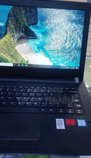 New Laptop Lenovo ThinkPad Yoga 8GB Intel Core I7 SSD 256GB