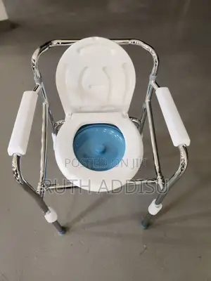 Photo - Toilet Chair局勢commode Chair哭𧜏commode Chair銻𨔁commode Chair
