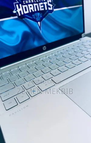 New Laptop HP EliteBook 840 G8 16GB Intel Core I5 SSD 512GB