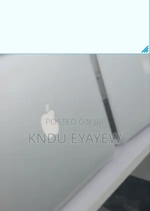 New Laptop Apple MacBook 2012 8GB Intel Core I5 SSD 500GB