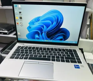 Photo - New Laptop HP EliteBook 830 G8 16GB Intel Core I7 SSD 512GB