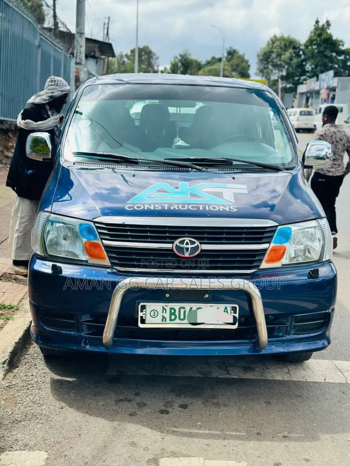 Toyota HiAce 2011 Blue