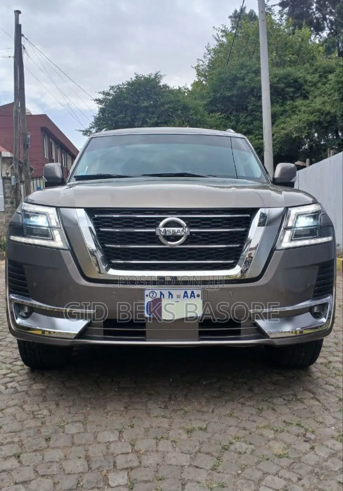 Nissan Patrol 2016 Brown