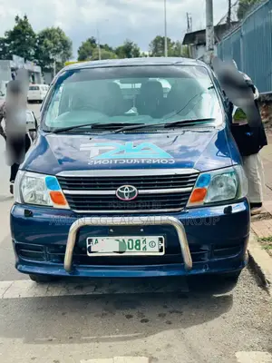 Toyota HiAce 2011 Blue