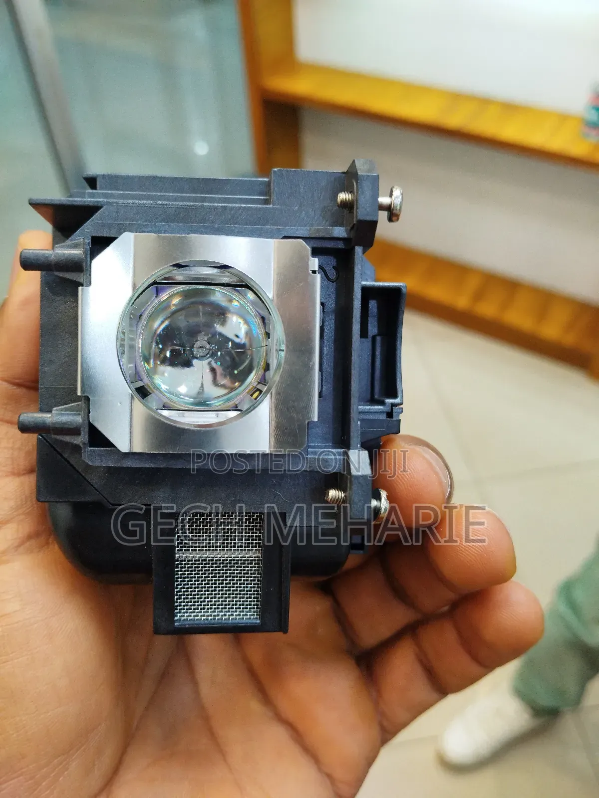 Epson Projector X18 Model Lamp Hour Berand New Lamp 2 Pic