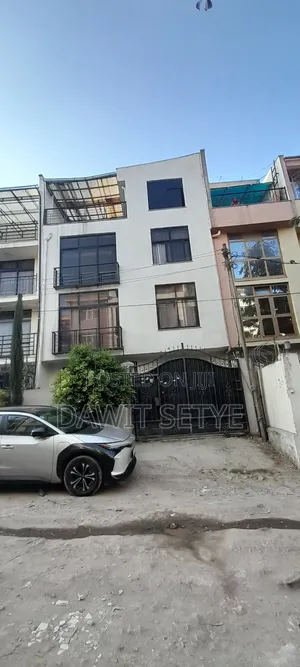 Photo - Furnished 4bdrm Villa in Unique Property, Yeka for sale