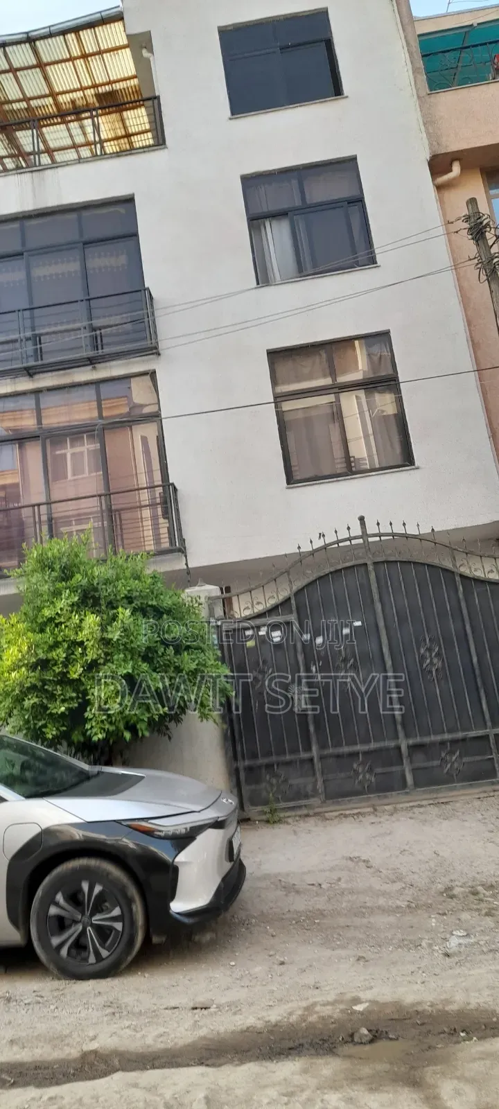 Furnished 4bdrm Villa in Unique Property, Yeka for sale