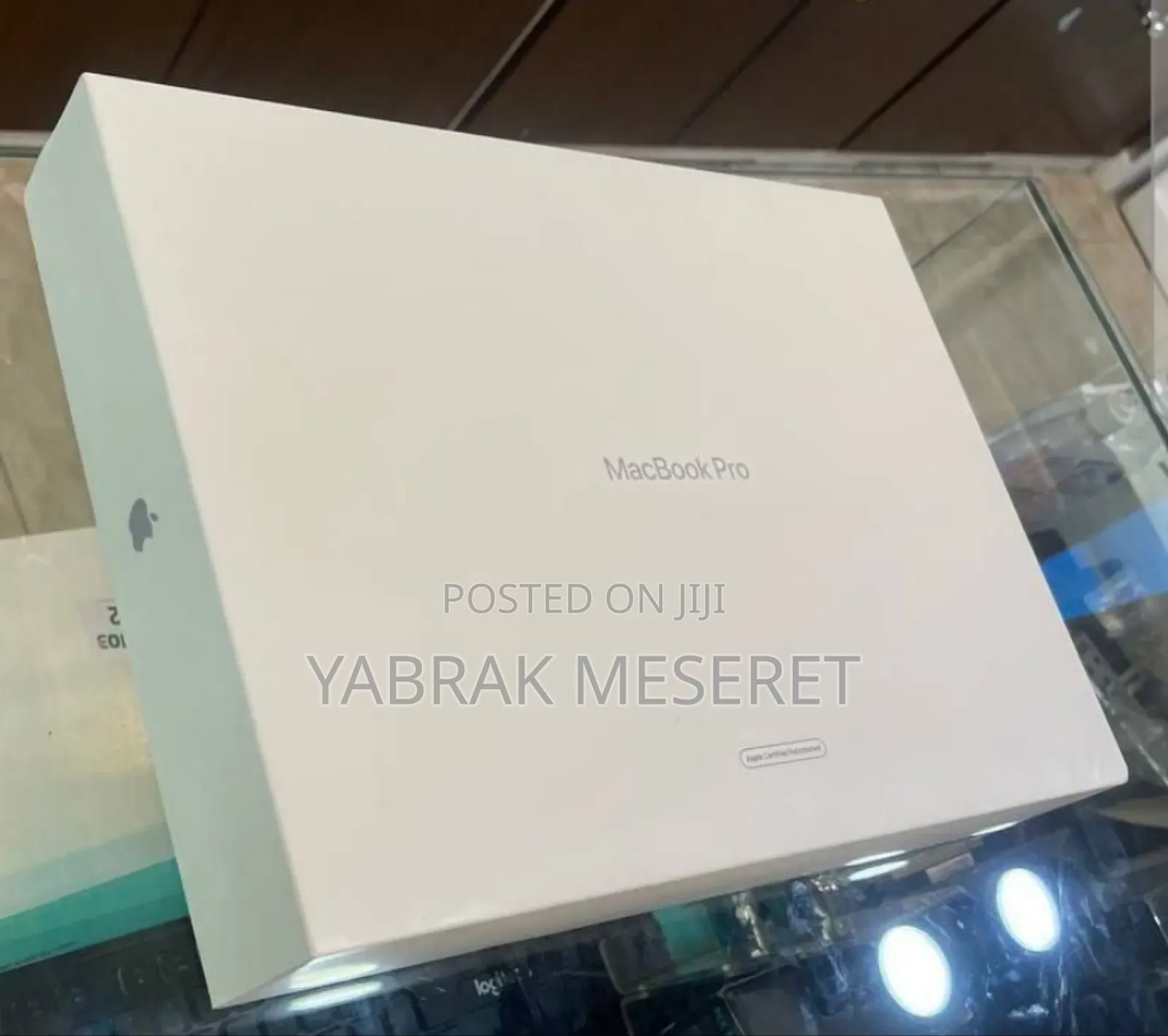 New Laptop Apple MacBook Pro 2023 M2 16GB Apple M2 SSD 4T