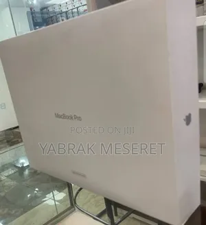 New Laptop Apple MacBook Pro 2023 M2 16GB Apple M2 SSD 4T