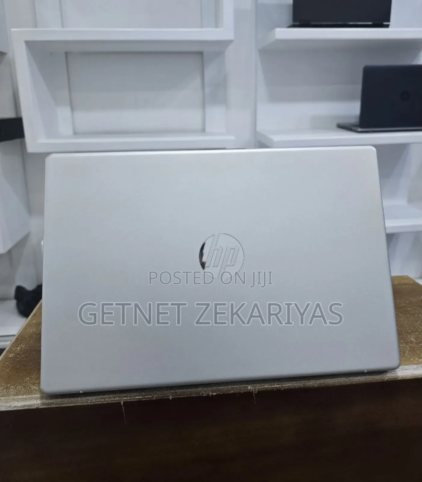 New Laptop HP EliteBook 840 10 12GB Intel Core I3 SSD 512GB