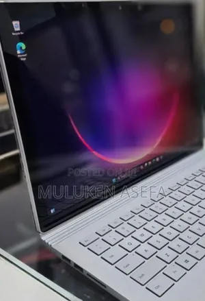 New Laptop Microsoft Surface 16GB Intel Core I7 SSD 256GB