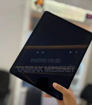 New Apple iPad Pro 256 GB Black