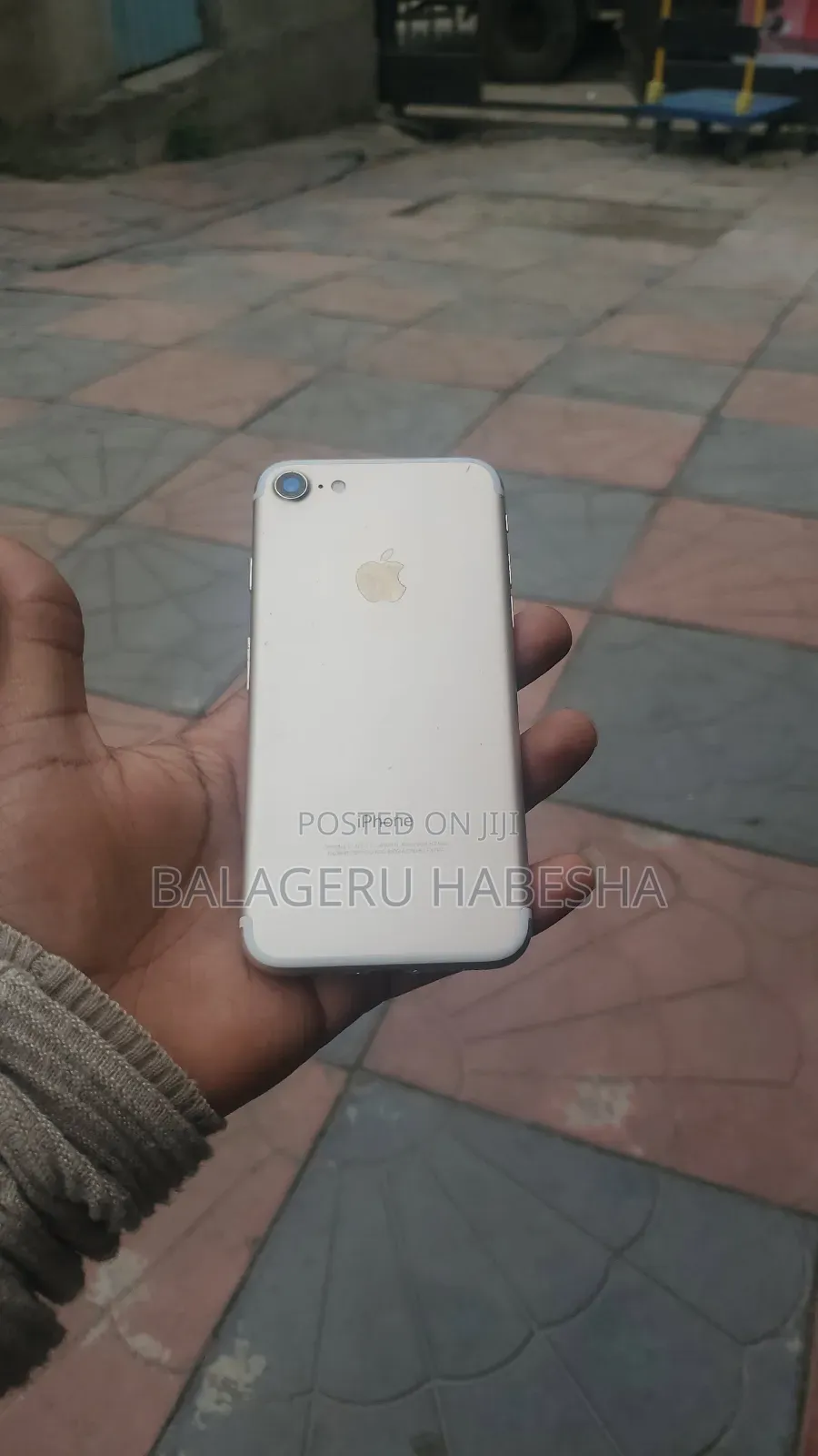 Apple iPhone 7 32 GB Gold